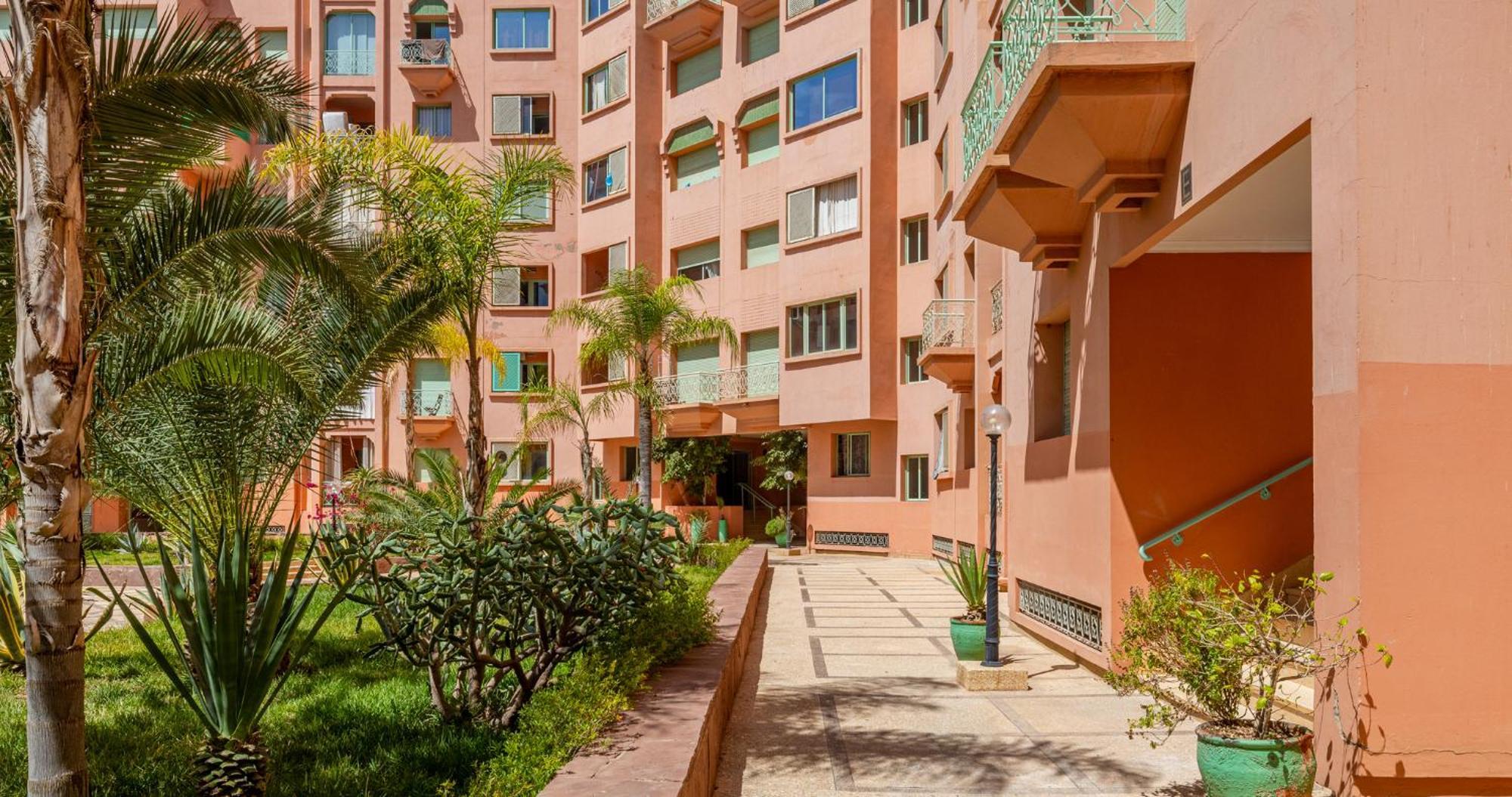 Charming 2-Bed Oasis Pool View Apartment Marrakesh Ngoại thất bức ảnh